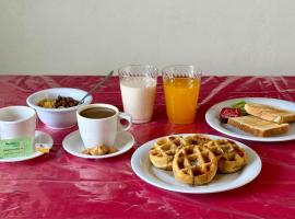 Hotel Arbis，位于普埃布拉的酒店