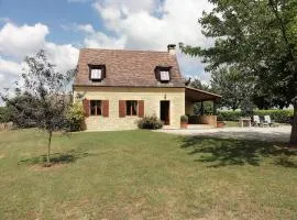 Maison périgourdine 2 chambres à Salignac-Eyvigues avec cour et jardin, animaux acceptés - FR-1-616-5