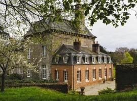 Charmante Maison dans Aile de Château du 18ème avec Jardin et Proximité Étangs, Forêt, Loisirs - FR-1-497-13，位于Le Grais的酒店