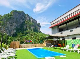 Fahsai Hostel，位于奥南海滩的酒店