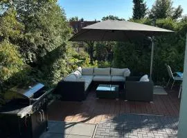 Geräumiges Haus mit Garten Terasse