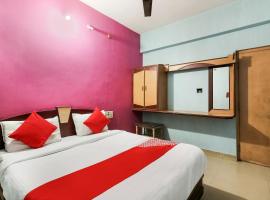 OYO Flagship Hotel Gowri Lodge，位于Pudukkottai的酒店