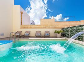 Villa Noemi Private Pool by HDSalento，位于莱乌卡的酒店