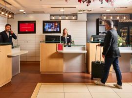 ibis Paris la Défense Esplanade，位于库尔布瓦的酒店