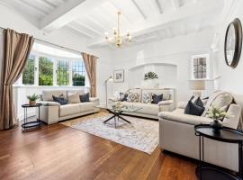 Windsor Manor - Luxury 5-bed Retreat in Solihull，位于索利赫尔的酒店