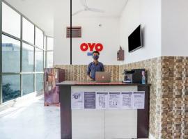 SPOT ON Hotel Abhinandan，位于密拉特的酒店