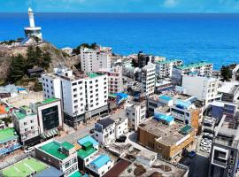 Sokcho Ritz Hotel，位于束草市襄阳国际机场 - YNY附近的酒店