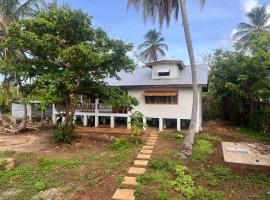 Silversands retreat hostel，位于玉米岛的酒店