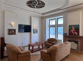 Shakespeare apartment by Bakuapart，位于巴库的酒店