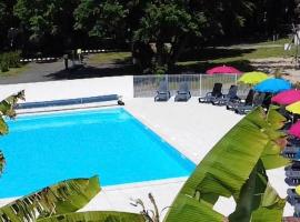 Camping Fleur d'Oleron，位于奥雷龙圣皮耶尔的酒店