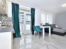 Emerald Marble Serenity Apartment