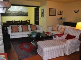 L'Umbrichella - casa vacanze in piccolo borgo medioevale