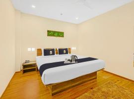 Townhouse OAK Hillside Aqua，位于Khandagiri的酒店