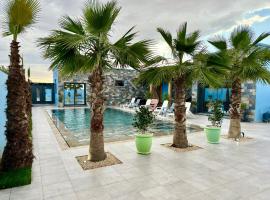 Villa Berkane avec Piscine Jacuzzi privée Sans vis-à-vis，位于拜尔坎的酒店