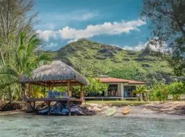 Villa Tehani - 3BR Beachfront Villa