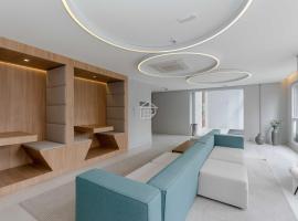 Apartamento lindo e completo ao lado da PUC，位于阿雷格里港的酒店