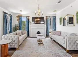 Suite C Beach, Firepit, Dog-friendly, Downtown!
