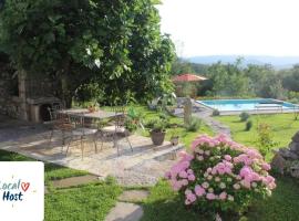 Villa Mavrici, Nature Paradise with pool，位于布泽特的酒店