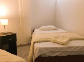 Depa en 1ºPiso a 1 cuadra del Centro Historico, 4 habitaciones, 3 baños completos