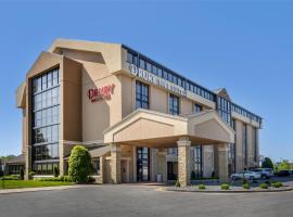 Drury Inn & Suites Paducah，位于帕迪尤卡的酒店