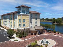 杰克逊迪尔伍德公园靛蓝酒店，位于杰克逊维尔的酒店