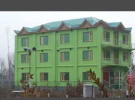 OYO Green Gallery Guest House，位于帕哈尔加姆的酒店