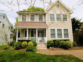320 Knox Avenue, Cape May Point，位于Cape May Point的酒店