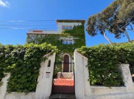 Villa exceptionnelle 8 couchages Cap d'Antibes en front de mer - FR-1-789-9，位于昂蒂布的酒店