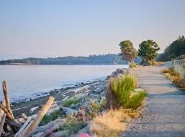 Victoria's Family Oceanside Retreat, brand new 2br basement