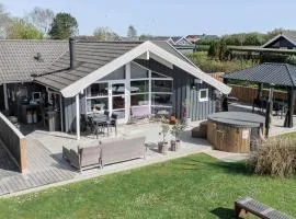 Cozy Cottage In Scenic Surroundings