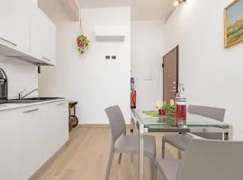 A10 Arcobaleno-MILANO CORTINA- AMPIO e LUMINOSO MONOLOCALE- Rho Fiera