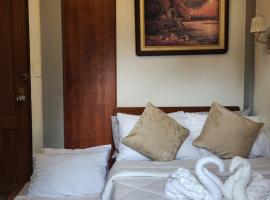 Goldland Caelestis Guest House，位于巴科洛德的酒店