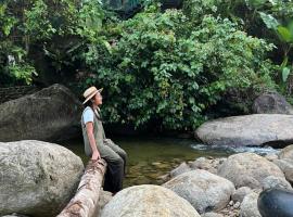 บ้านสวนเรไร คีรีวง รีสอร์ต - Bansuanrayrai Khiriwong Resort，位于Khiriwong的酒店
