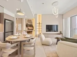 Elite Escapes - 2 BHK Luxurious - Grande Signature
