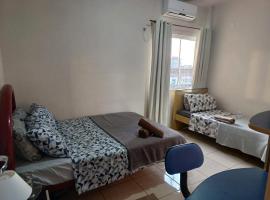 Apart próximo a Unimed de 2 quartos com 2 Ar-cond, mini-Academia e garagem no Centro-sul