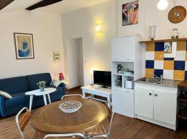 Nid au pied du Mont Caroux，位于Le Poujol-sur-Orb的酒店