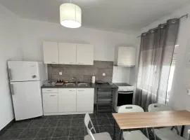 Seaside Apartment in Tsonia