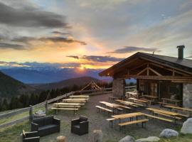 Malga Pontara，位于Bedollo的酒店