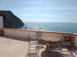 Riflessi della baia，位于伊斯基亚的别墅