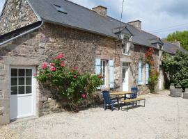 Maison de charme, jardin, 5km plage, côte d'Emeraude，位于Plévenon的酒店