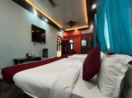 Hotel Aryakulam Palace Ayodhya，位于Ayodhya的酒店