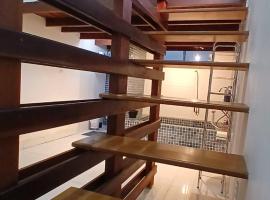 Casa Maria，位于里约布兰科的带停车场的酒店