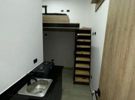 Hermosos apartaestudios tipo loft，位于布加的酒店
