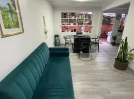 Hermosa Casa vía al nevado, termales del otoño, cerca al bosque complejo deportivo y clínica, sector san Marcel