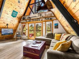 Aframe, Hiking Trails, Grill, AlFresco Dine, Fireplace，位于弗拉格斯塔夫的酒店