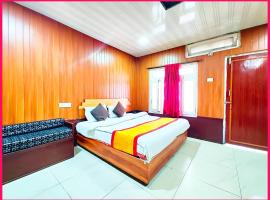 HOTEL NILAM! RAAZ #PREMIUM Hygiene & Spacious Room - Prime Location Near Mall Road And Lake - A Best Hotel In Nainital，位于奈尼塔尔的酒店