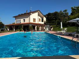 Villa Dell' Artista - Villa Anna，位于圣阿尔坎杰洛-迪罗马涅的酒店