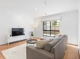 Tullamarine Landing by Ready Set Stay