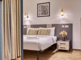 Studio apartment 2 with private kitchenette at the New Casa Vittoria by SF Homes，位于科斯皮夸的酒店