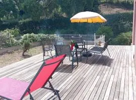 Haute-Corse Bas de villa , 2 chambres de 70 m2 , vue mer , jardin et terrasse